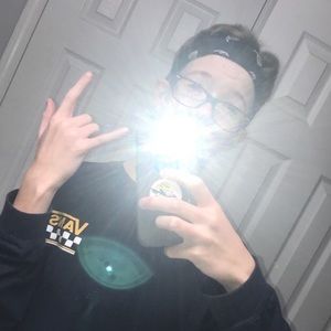 Meet your Posher, Bradley